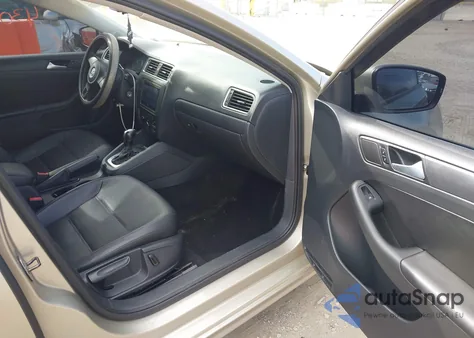 2014 Volkswagen Jetta 1.8T Se from USA, damaged, VIN 3VWD07AJ9EM276437